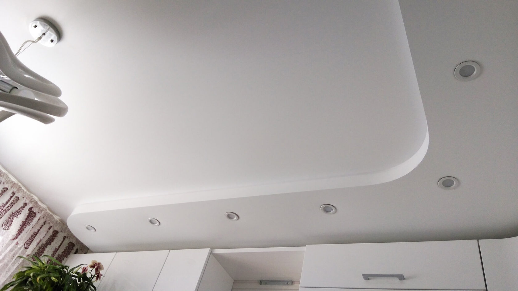 Белый Матовый Потолок Фото